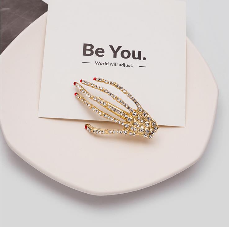 Wholesale Dark Ghost Claw Skeleton Hand Diamond Exaggerated Metal Halloween Duckbill Hair Clips